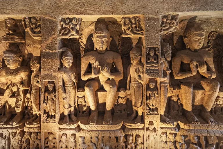 Ajanta and Ellora Day Trip from Mumbai – Complete Travel & Tour Guide