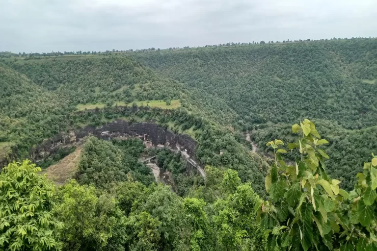How Many Days for Ajanta Caves – 1 Day or 2? (Local Guide Answers)